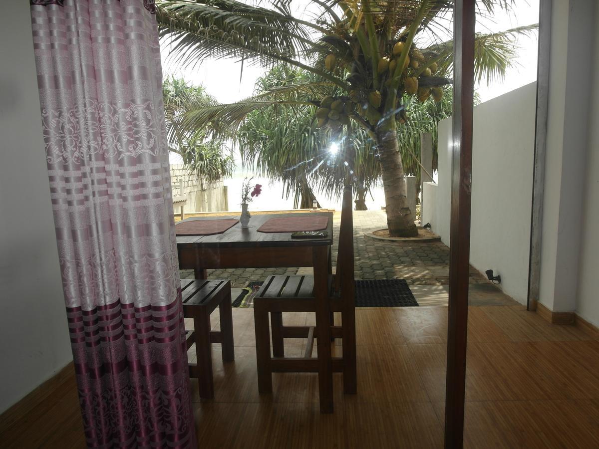 Dasa Beach View Habaraduwa Exterior photo