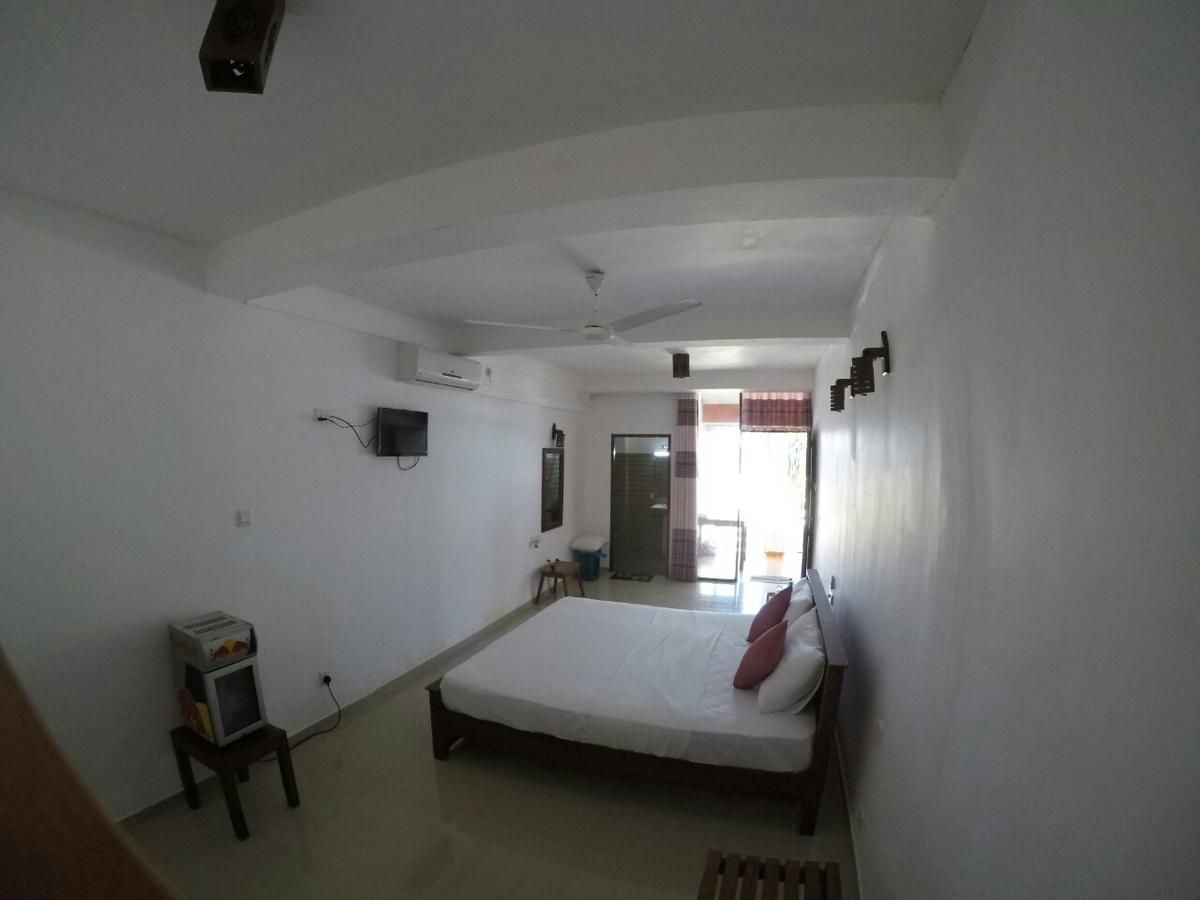 Dasa Beach View Habaraduwa Exterior photo